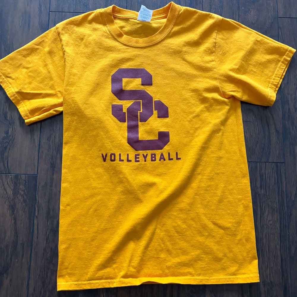 Yellow USC Volleyball Graphic T-Shirt